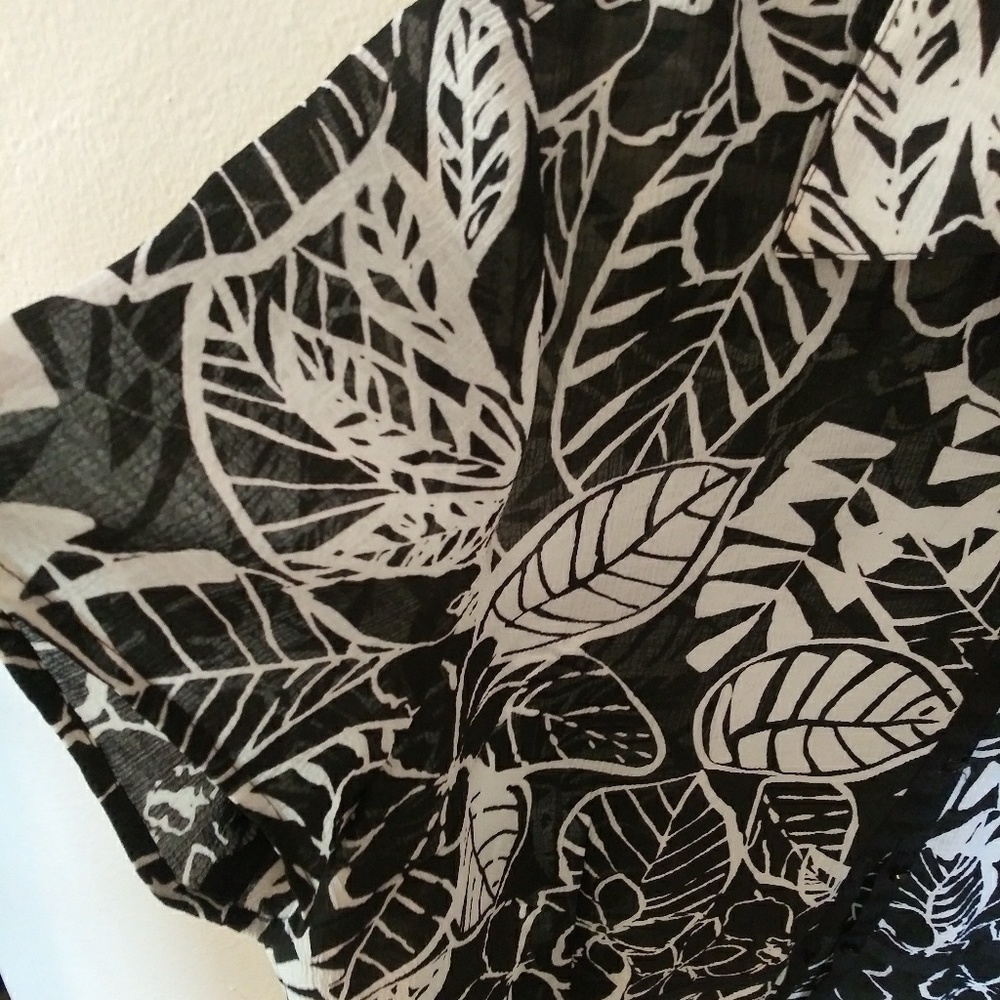 Blouse - Picture 4 of 6